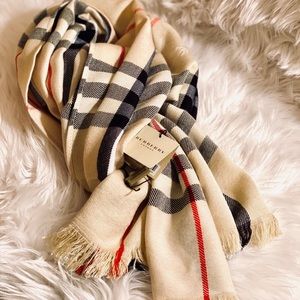 BURBURRY GORGE CASHMERE SCARF 🔥☘️🍀